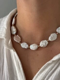 GOLDEN AUBREY NECKLACE