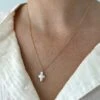 SINGLE PEARL CROSS CHAIN NECKLACE