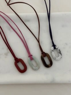 STONE ON SUEDE -Alv Jewels Tezza 9511